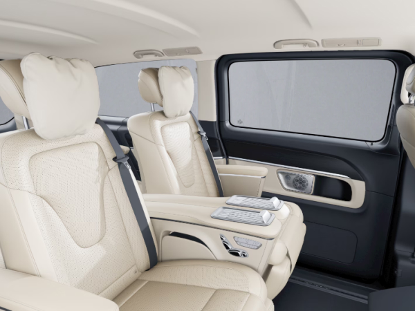 V Class Captain seats in middle row